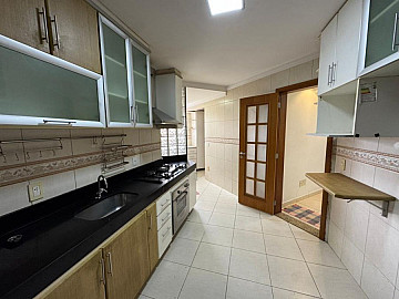 Vende-se excelente apartamento no Edif�cio Boulevard